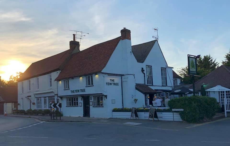 Stay And Relax At The Yew Tree Manuden エクステリア 写真
