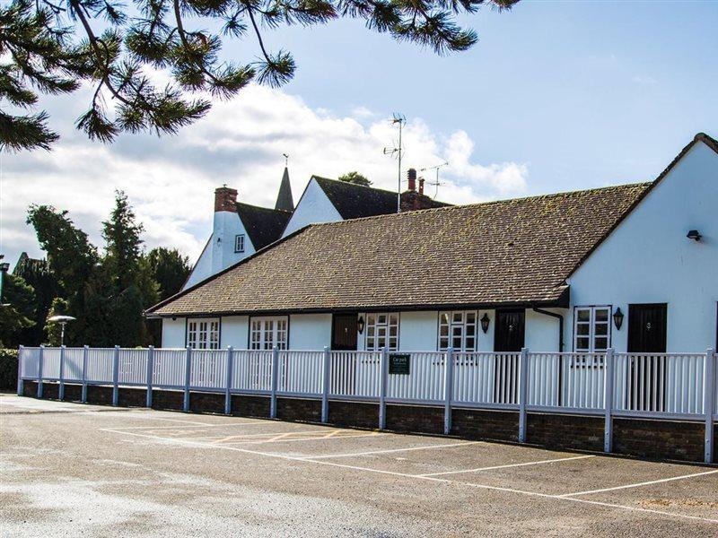 Stay And Relax At The Yew Tree Manuden エクステリア 写真