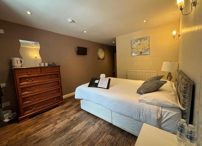 Stay And Relax At The Yew Tree Manuden エクステリア 写真